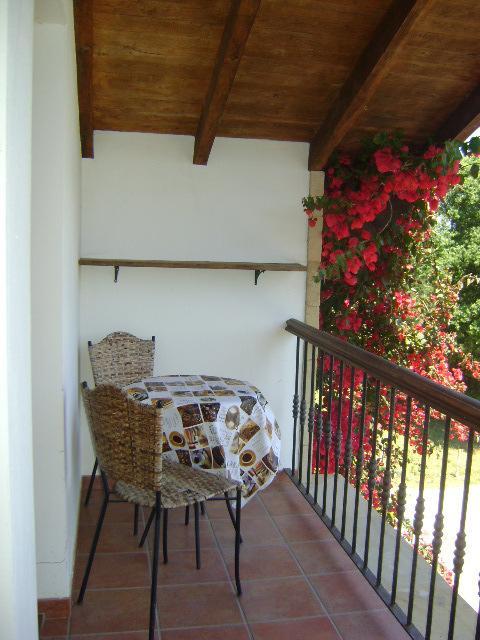 Apartamentos Dos Robles Somo Eksteriør billede