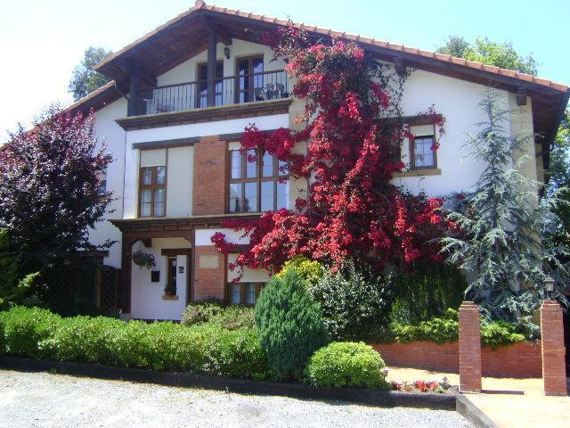 Apartamentos Dos Robles Somo Eksteriør billede